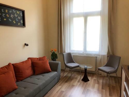 Frank & Fang Apartments