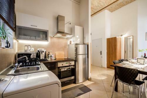 Park View Apartment With Sauna, A/c
