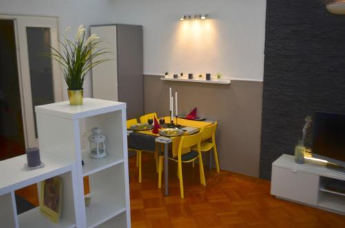 Apartamento Astoria Flats 2