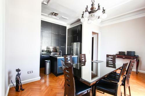 Apartamento Art Deco Basilica Residence