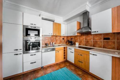 Apartamento Designer Home Synagogue