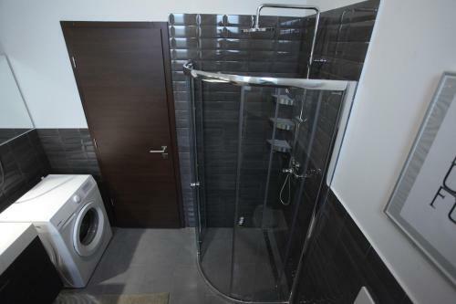 D.five Ambassador Apartment