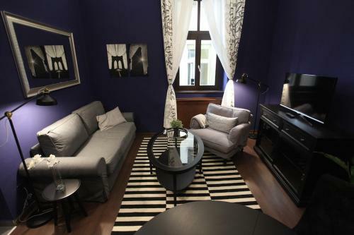 D.five Ambassador Apartment