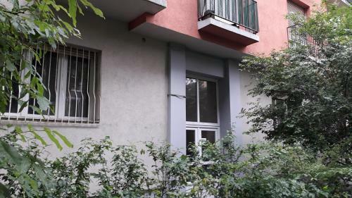 �-�jlak Apartman
