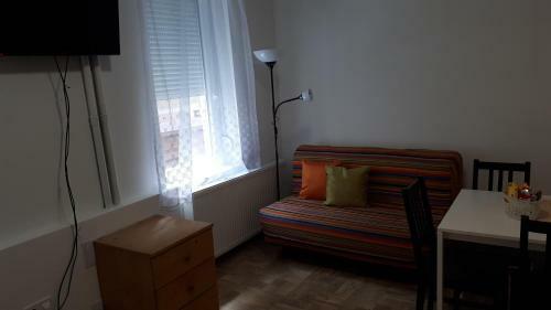 �-�jlak Apartman
