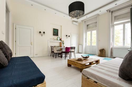 Jozef Apartment