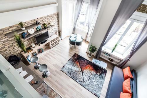 Dream Home Apartment