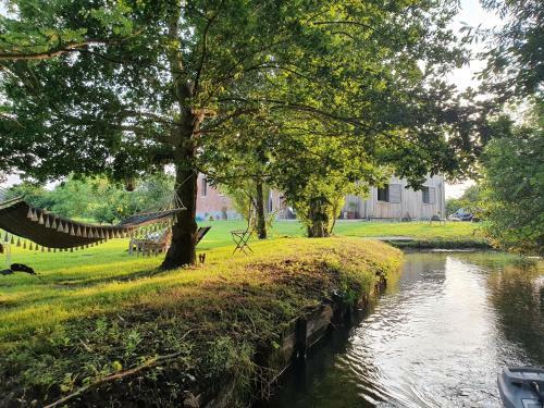 Hostal "au Jardin Sur L'eau" Hortillonnages