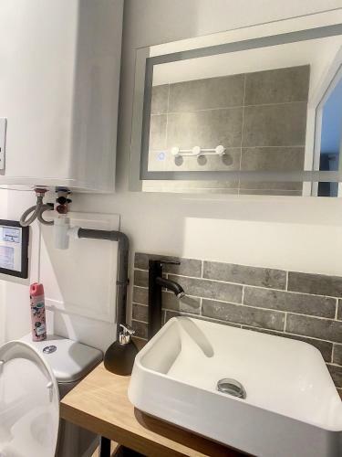 Apartamento Studio Hyper Centre Gare Amiens Wifi 2 Pers