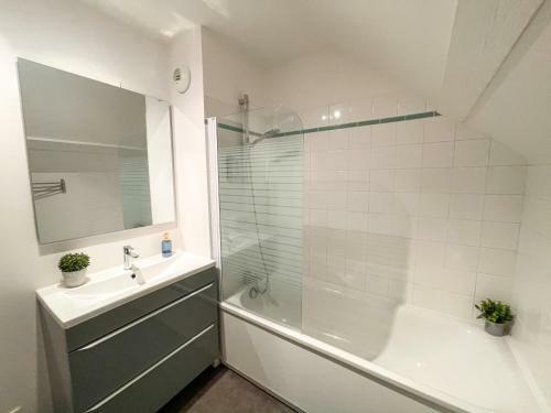 Apartamento Duplex Au Pied de La Gare - Netflix - Hyper-centre