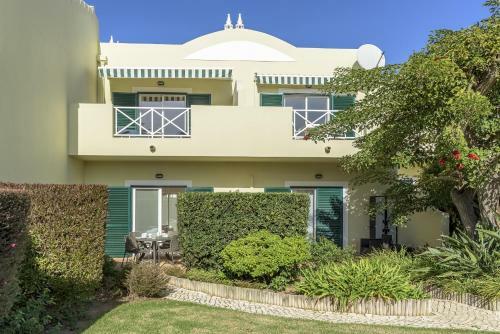 Flh Praia Da Luz Apartment With Pool