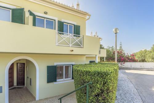 Flh Praia Da Luz Apartment With Pool