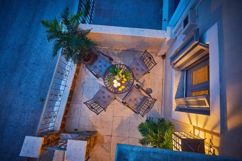 Lianelia Luxury Village House