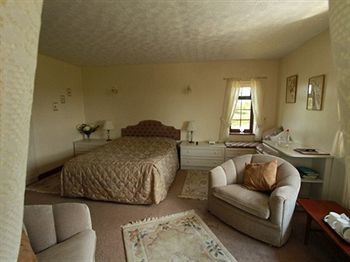 Bed & Breakfast Pointers Guest House
