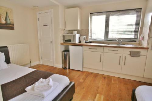 Hotel Central Studios Gloucester Road