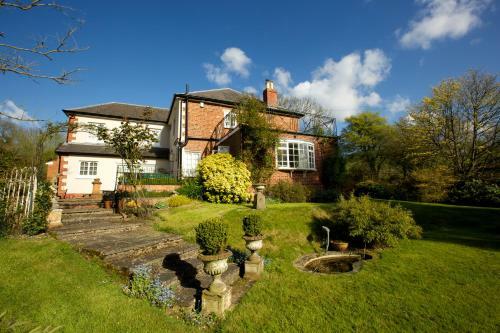 Glenfall Farm Bed And Breakfast