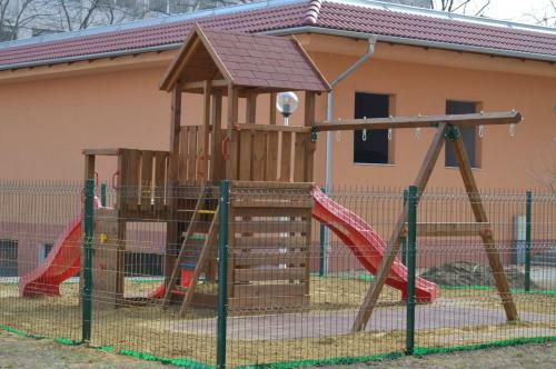 Gina Apartman