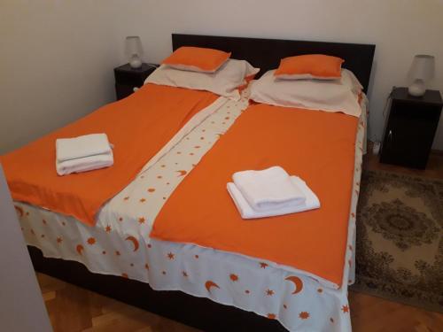 Hostal Piac Utcai Apartman 2