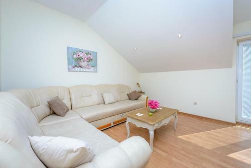 Hostal Guest House Villa Bellevue 2