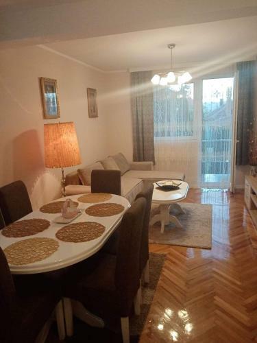 Apartman Pajovi?