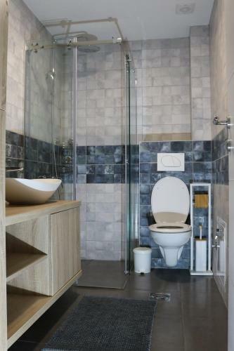 W Apartman