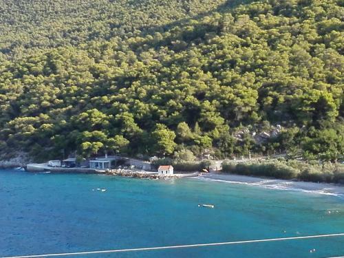 Beautiful Villa By The Sea