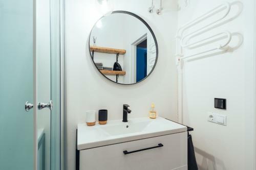 Olive Apartment