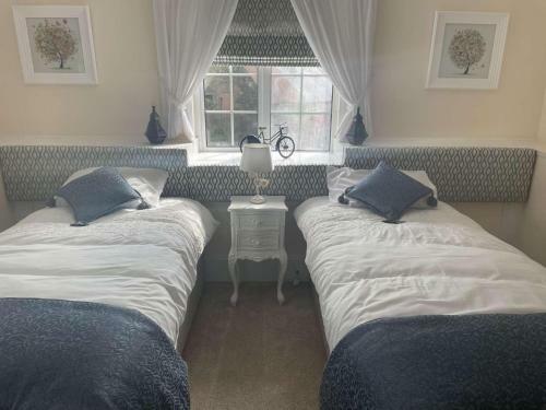 Bed & Breakfast Lacken Millhouse And Gardens
