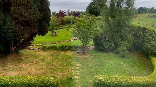 Bed & Breakfast Lacken Millhouse And Gardens