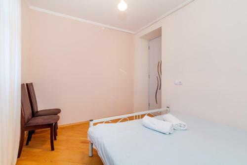 Hostal Guesthouse Alvani