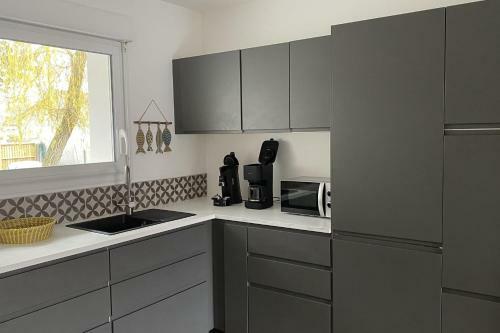 Nice House With Garden In Andernos-les-bains