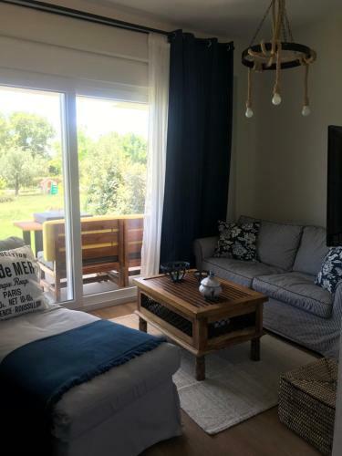 Terra Holiday Homes- Sunflower