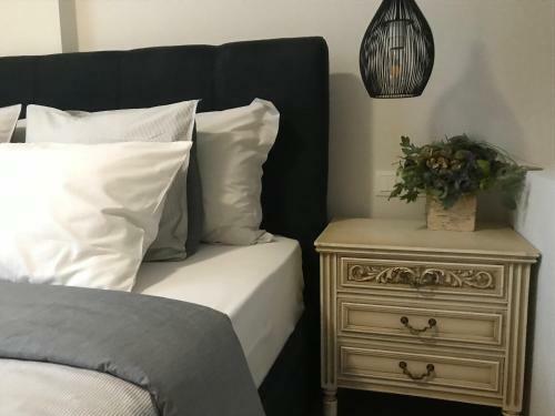 Terra Holiday Homes- Olivia
