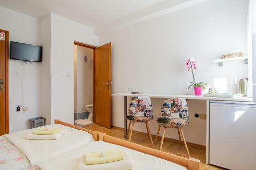 Hostal The Ro?olina Room