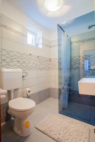 Hostal Room M