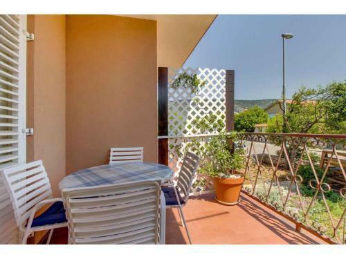 Apartments In Cres - Insel Cres 41845