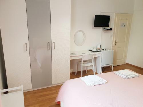 Hostal Guesthouse Fatuta