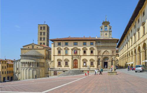 Awesome Apartment In Arezzo With 1 Bedrooms