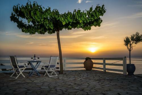 Villa Private, Pool, Sunsets, Beaches, Amenities - Eleni