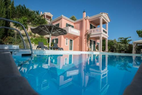 Villa Private, Pool, Sunsets, Beaches, Amenities - Eleni