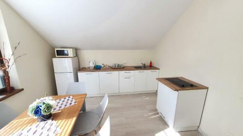 Apartment Near The Lake