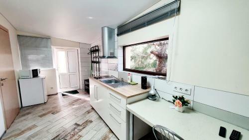 Apartment Near The Lake