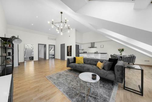 Kaunas Old Town Apartment With Underground Parking