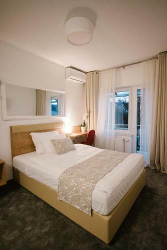 Hostal 2i Rooms