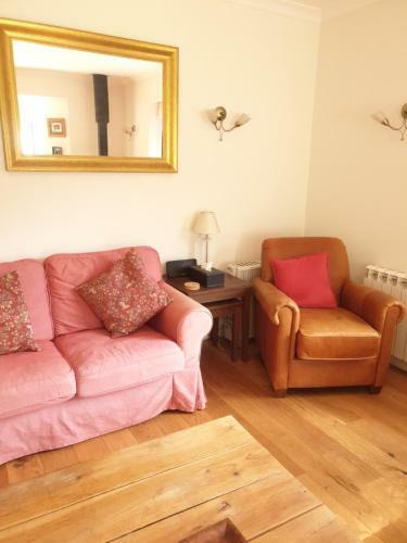 Ashwood Holiday Cottage.