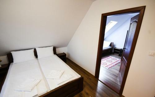 Homor�d Kulcsosh�z