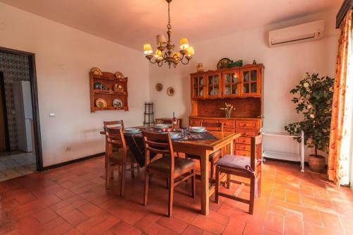 Villa 300m From Beach
