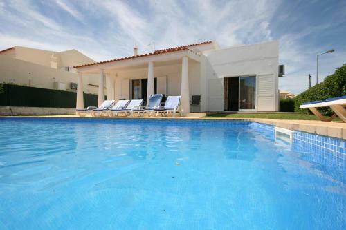 Villa 300m From Beach