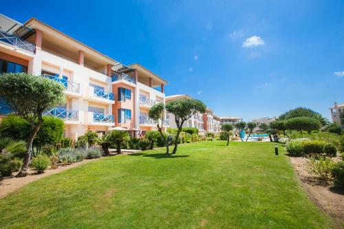 Fabulous Pool Side Corcovada Apartament