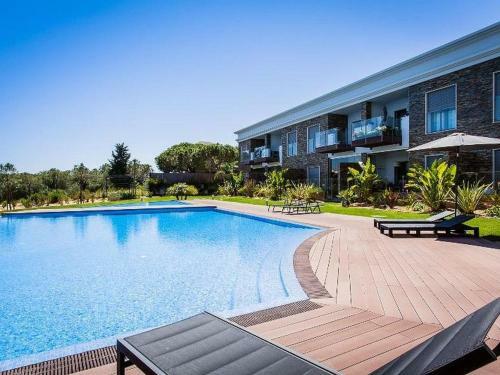 Luxurious T2 Apartment, Olhos Dagua